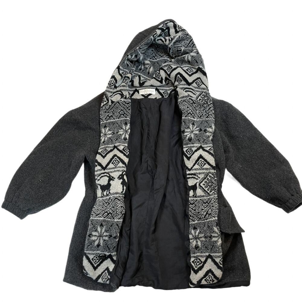 Casual Corner Women's M Petite Gray Wool Blend VTG Hooded Jacket Winter Pattern
